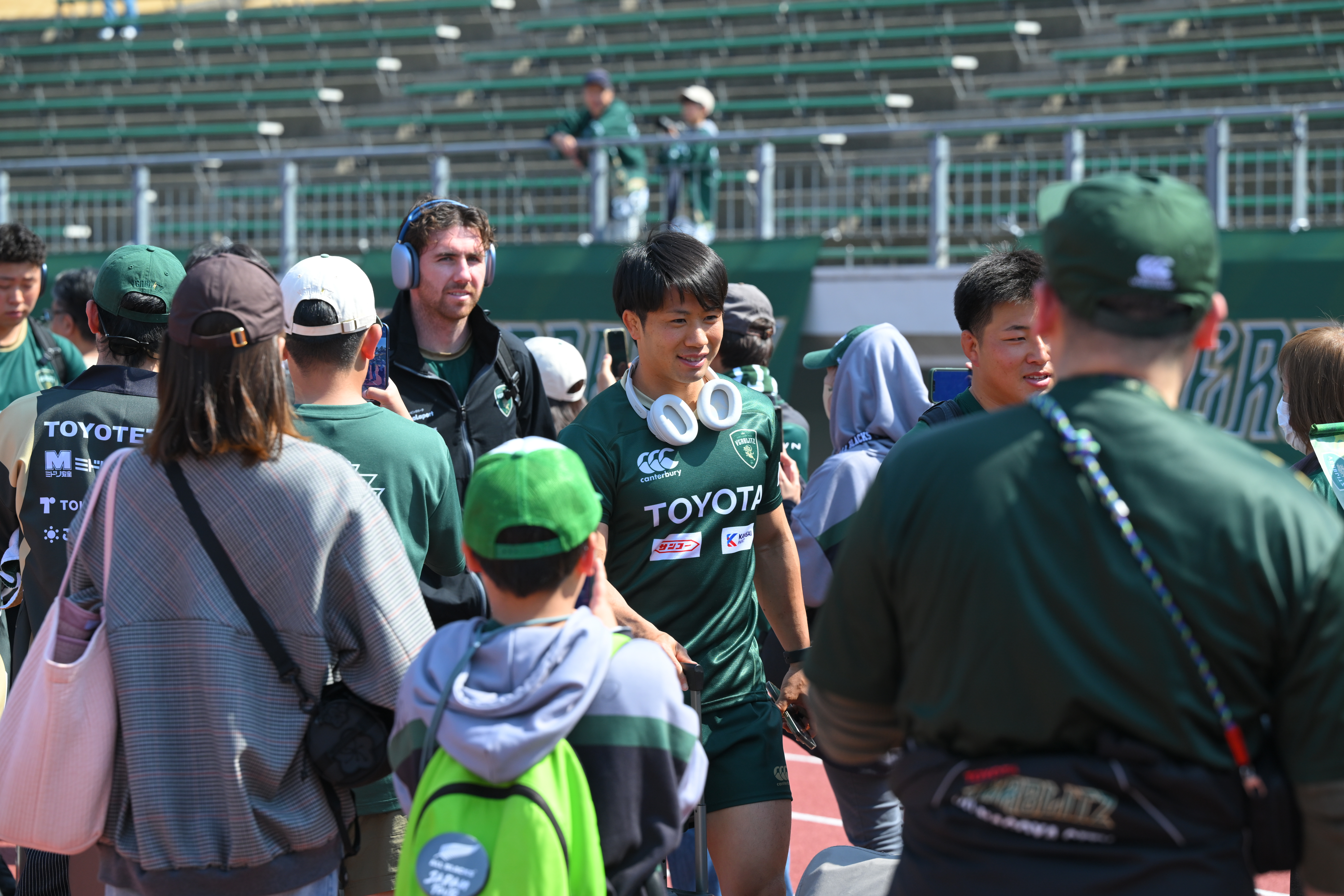 選手会場入りお出迎え